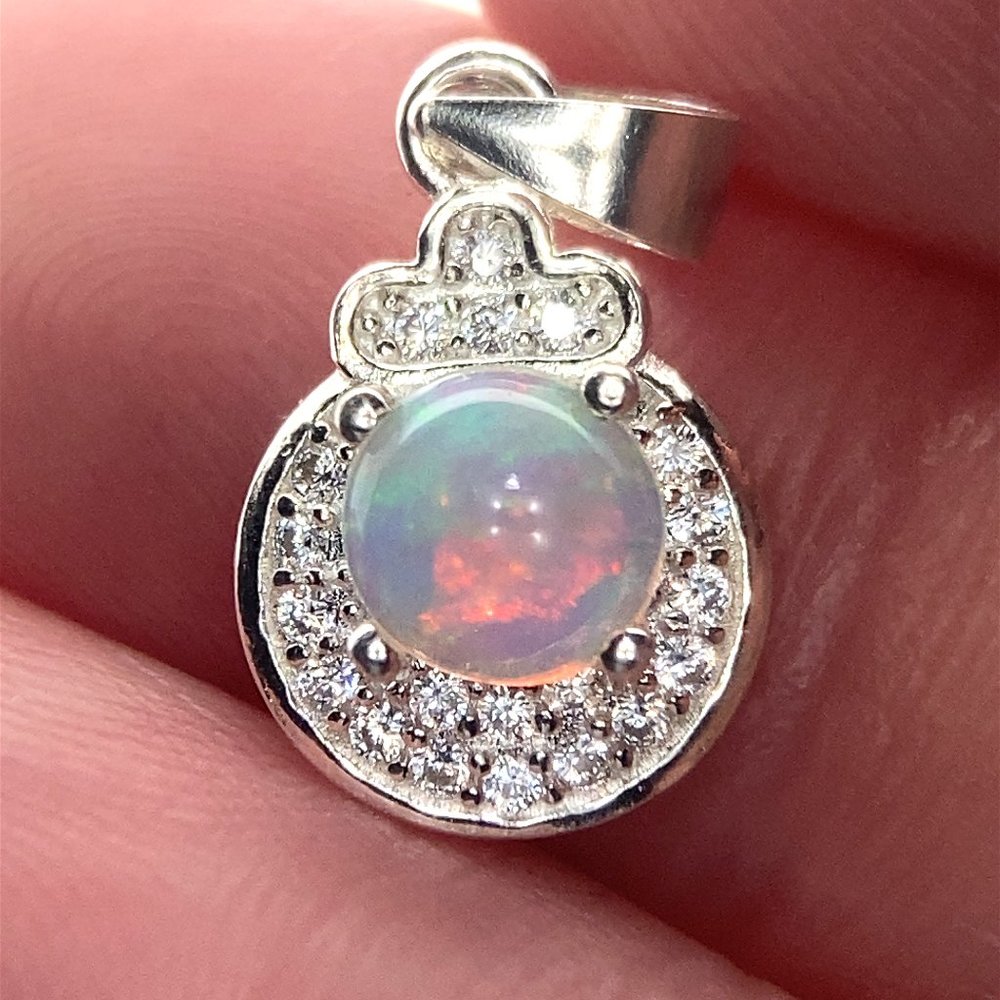 White Precious Opal 1.12ct Platinum Finish Solid 925 Sterling Silver Pendant